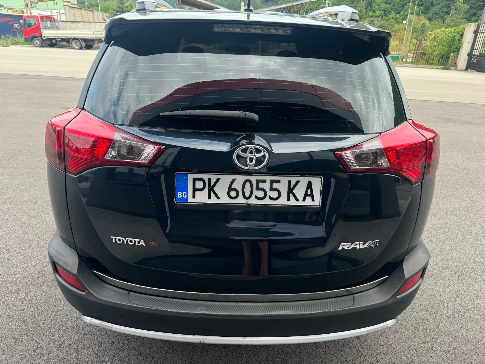 Toyota Rav4 2.2D4D-Обслужен, снимка 5 - Автомобили и джипове - 55161172