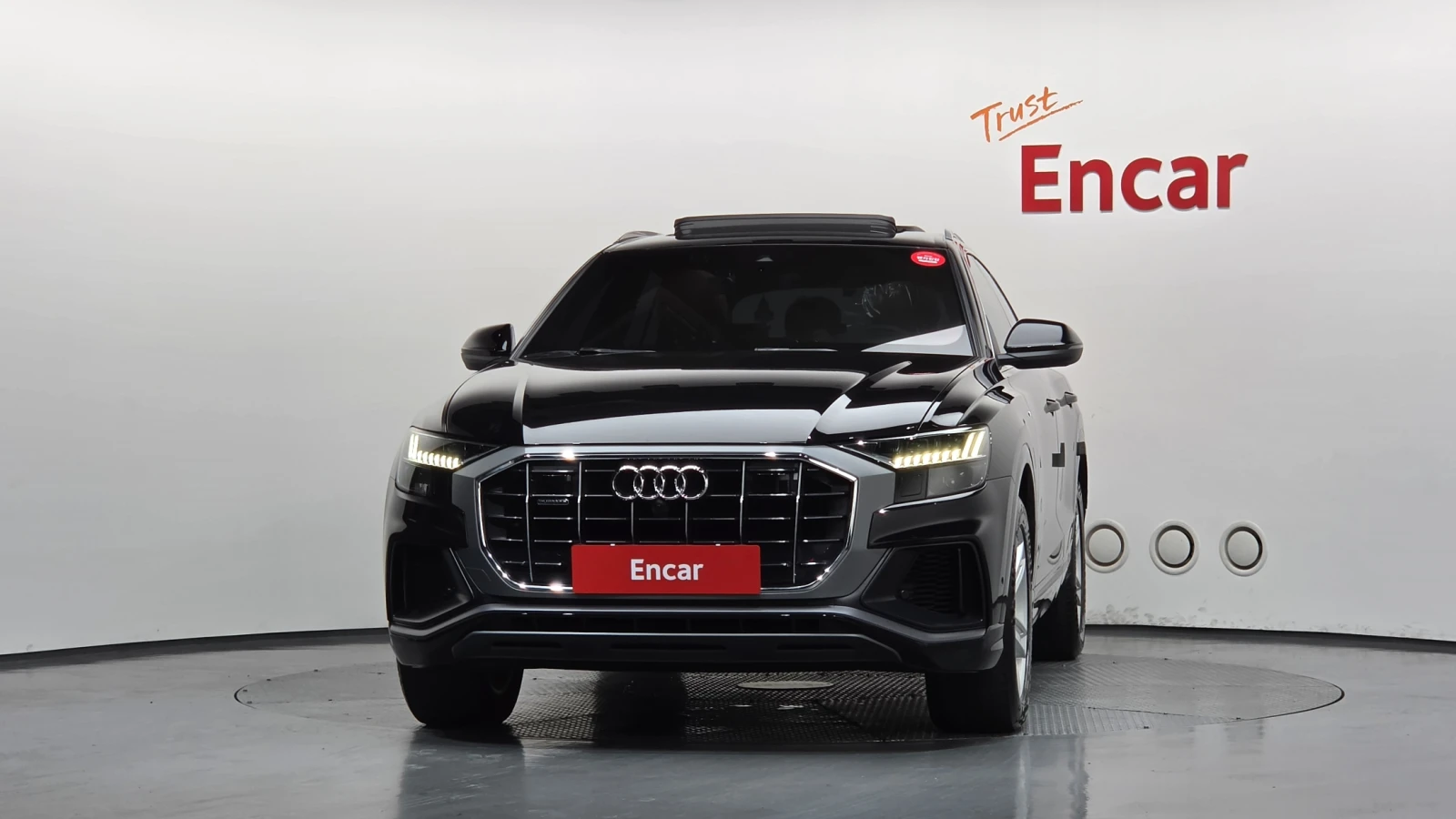 Audi Q8 45 TDI quattro* ЕЛ. БАГАЖНИК* HUD* КРАЙНА ЦЕНА, снимка 3 - Автомобили и джипове - 55496040