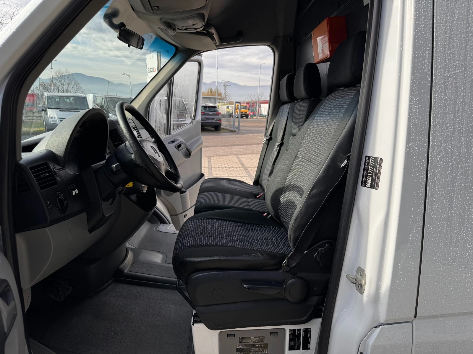 Mercedes-Benz Sprinter 313 CDI Клима L2H2 - изображение 10