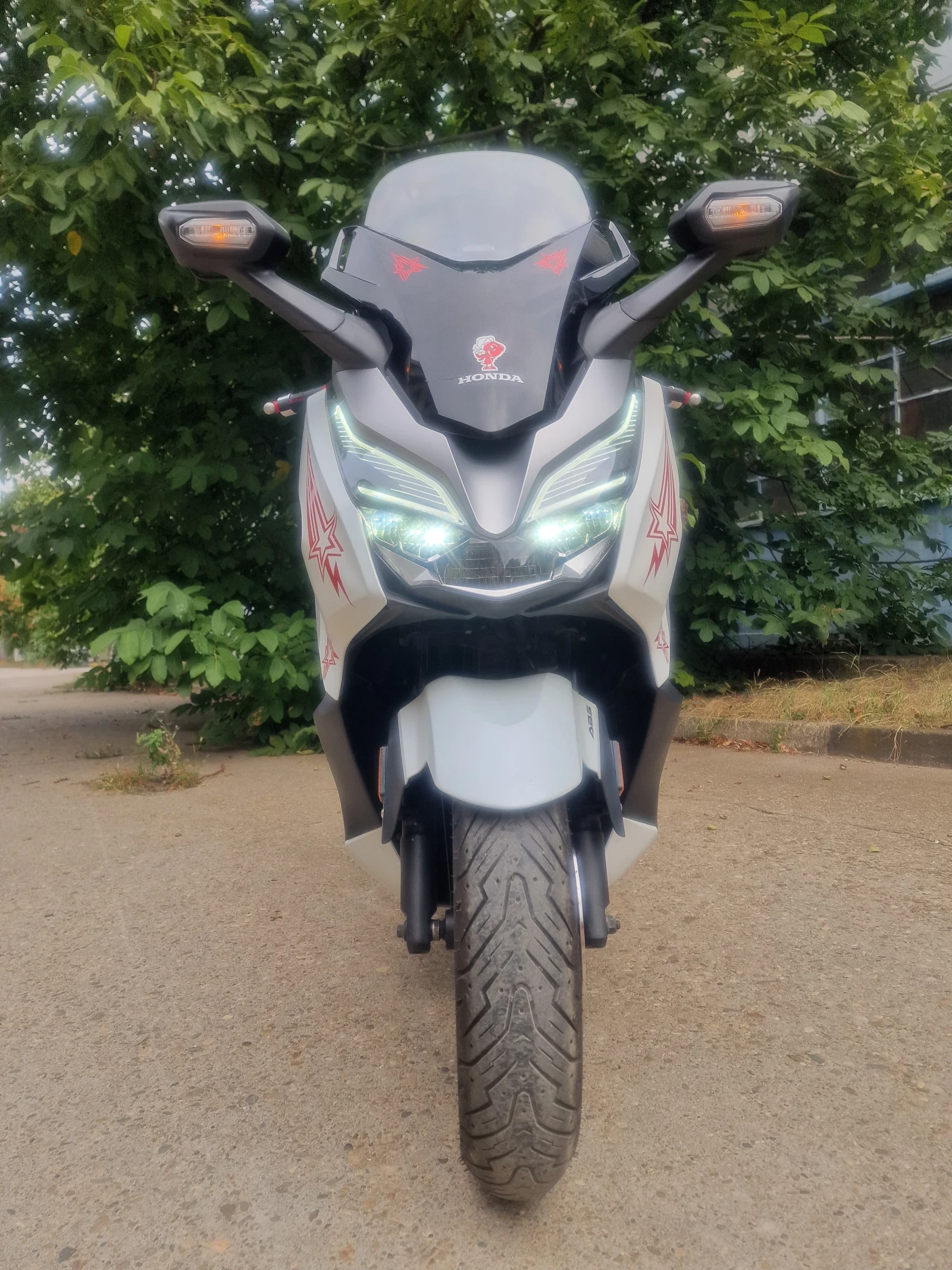Honda Forza 300 NSS, снимка 5 - Мотоциклети и мототехника - 56223097