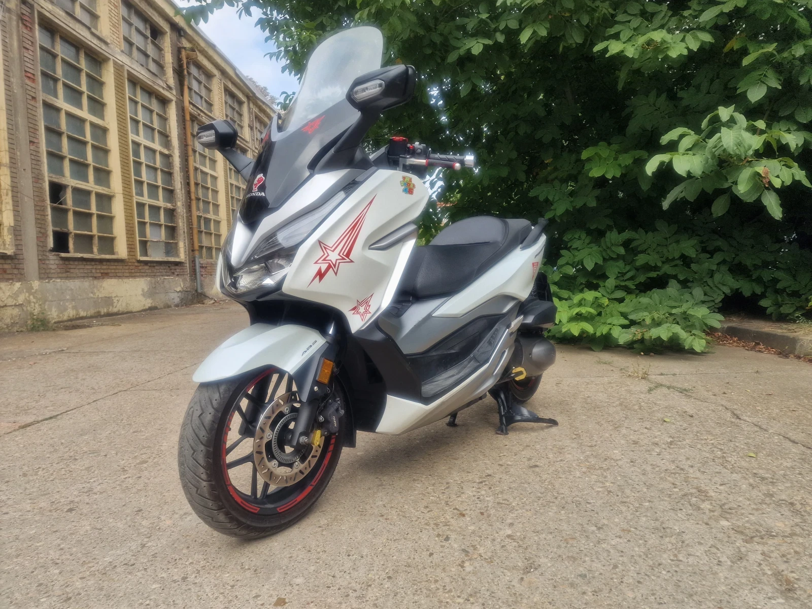 Honda Forza 300 NSS, снимка 13 - Мотоциклети и мототехника - 56223097