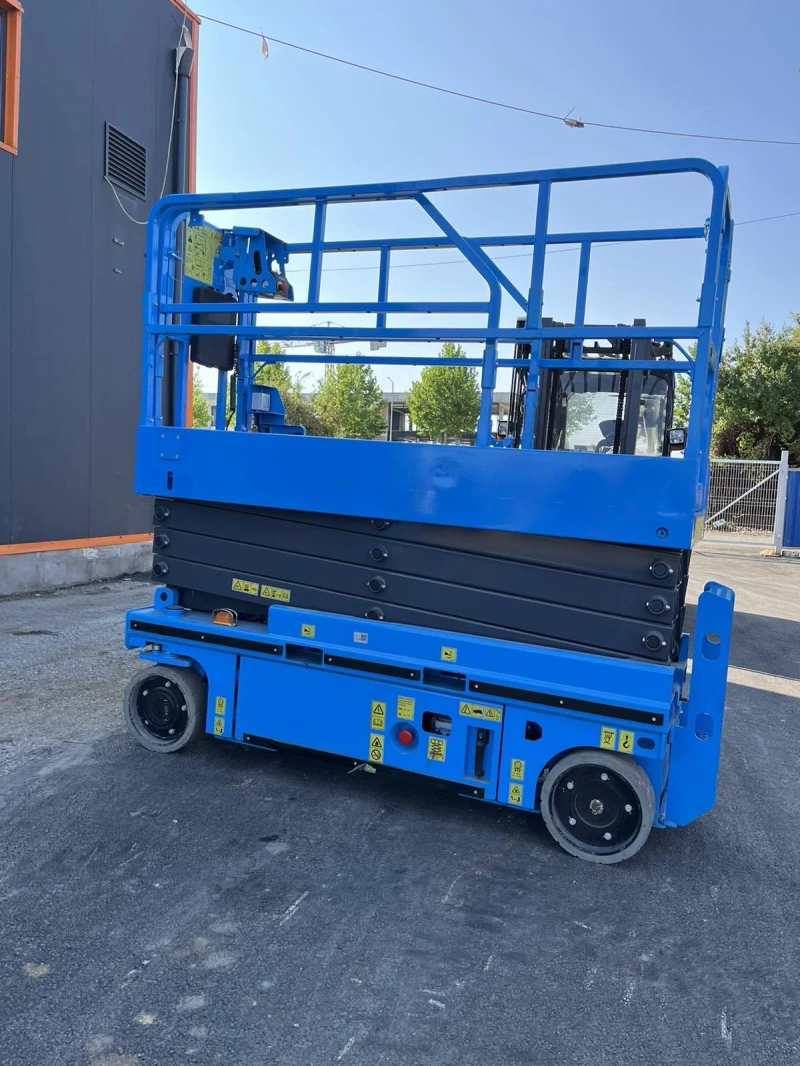 Автовишка Друга марка, снимка 3 - Индустриална техника - 51810277