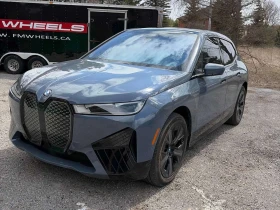 BMW iX * xDrive40 * 360 * 2 КЛЮЧА * ПОДГРЕВИ * ПАНОРАМА, снимка 1