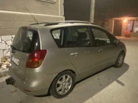 Toyota Corolla verso, снимка 3