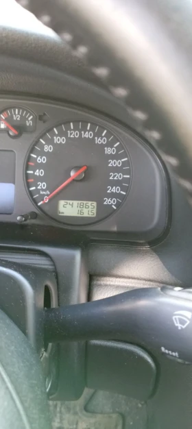 VW Passat - 1200 € / 2347.00 лв. - 94389210 5