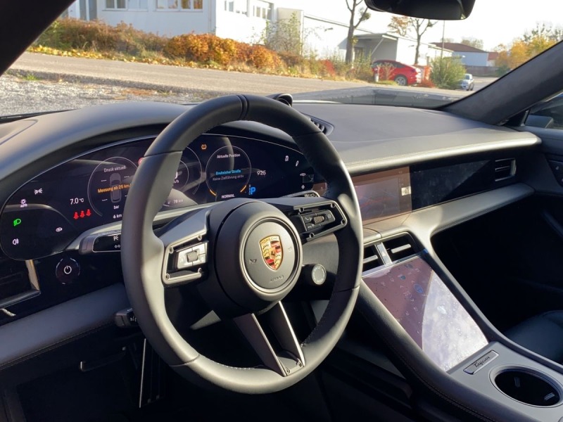 Porsche Taycan Turbo Sport Turismo = Sport Chrono= Гаранция, снимка 9 - Автомобили и джипове - 45415017