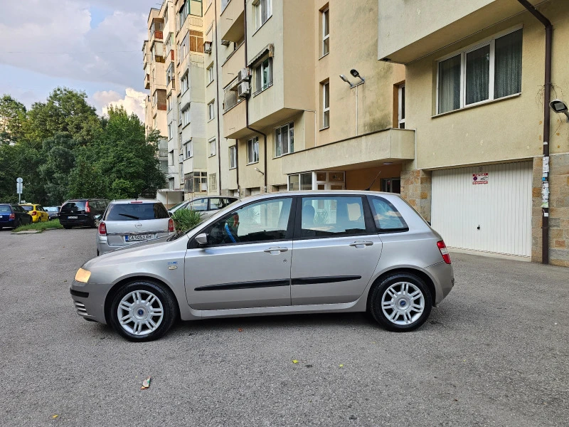 Fiat Stilo 1.8 ГАЗ-ИНЖ * КЛИМАТРОНИК* НАВИ!, снимка 6 - Автомобили и джипове - 47231385