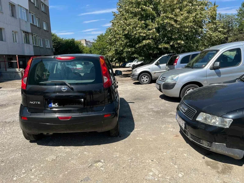 Nissan Note 1.4/88к.с, снимка 6 - Автомобили и джипове - 47626963