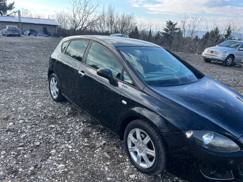 Seat Leon 1.6 Бензин-Газ, снимка 2 - Автомобили и джипове - 49363814