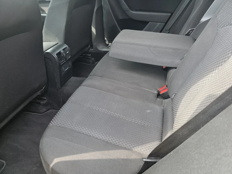 VW Passat 1.4  TSI.NAVI., снимка 11 - Автомобили и джипове - 49491860