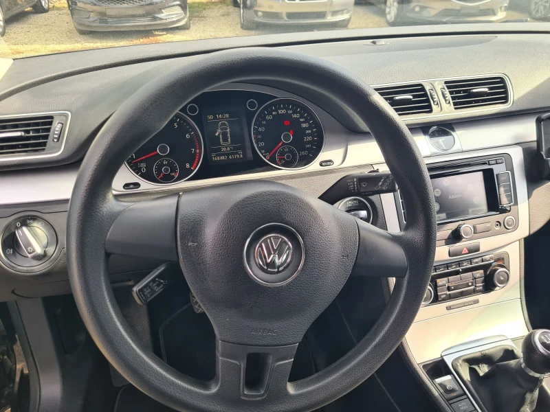 VW Passat 1.4  TSI.NAVI., снимка 9 - Автомобили и джипове - 49491860