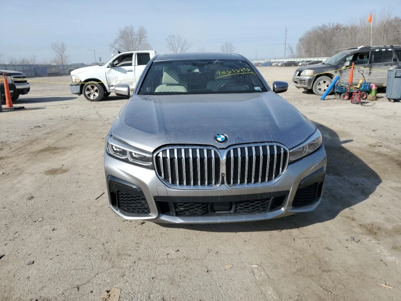 BMW 750 xDRIVE* M PACK* INDIVIDUAL* DIGITAL* DISTRONIC* OB, снимка 2 - Автомобили и джипове - 49586457