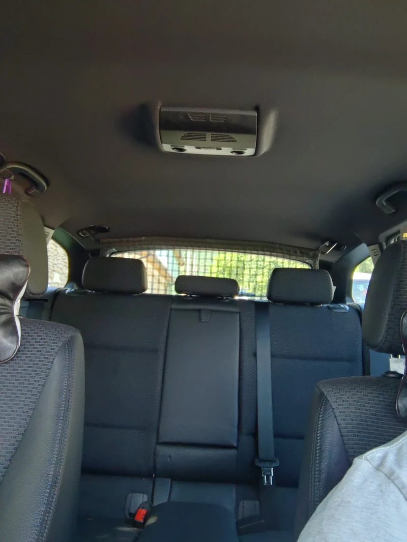 BMW 320, снимка 9 - Автомобили и джипове - 52095423