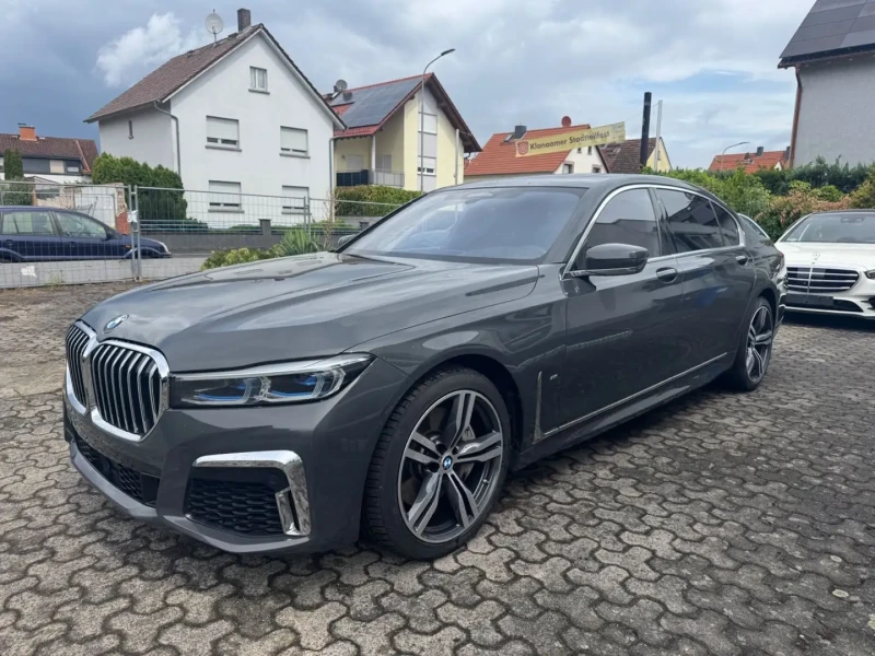 BMW 740 на части