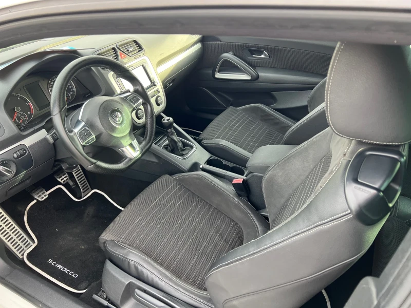 VW Scirocco 2.0TDI Navi- Sport, снимка 7 - Автомобили и джипове - 52567611