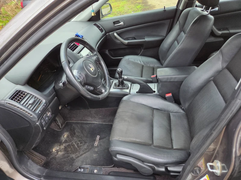 Honda Accord Газ-бензин, снимка 6 - Автомобили и джипове - 53153011