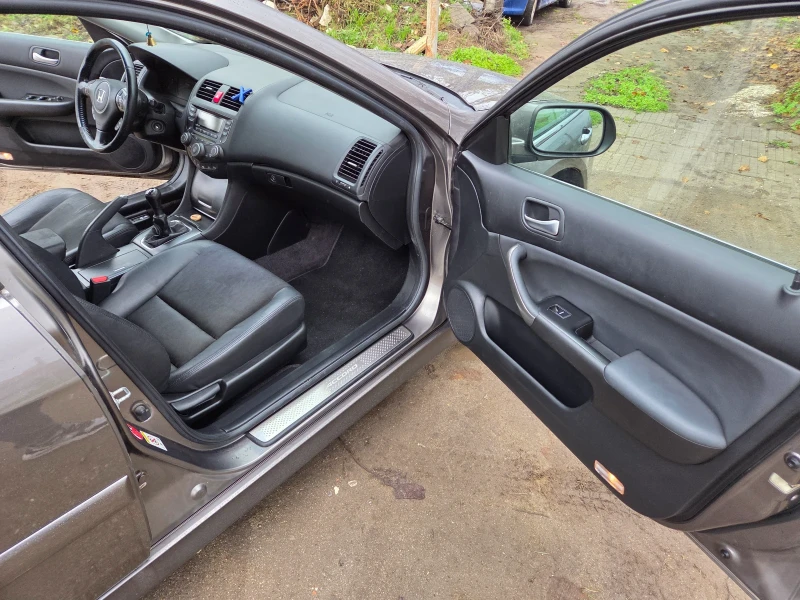 Honda Accord Газ-бензин, снимка 5 - Автомобили и джипове - 53153011