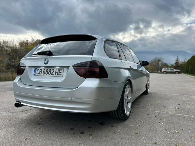 BMW 320, снимка 7 - Автомобили и джипове - 52417641