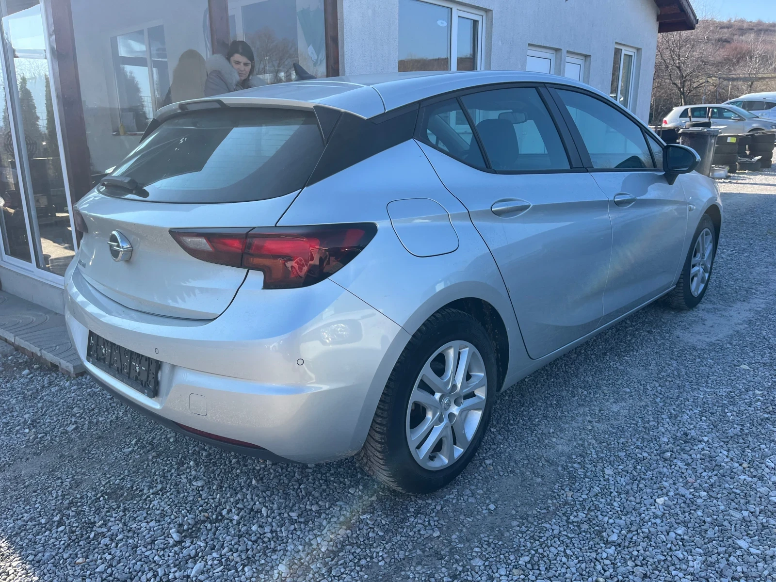 Opel Astra 1.6 CDTi - изображение 4