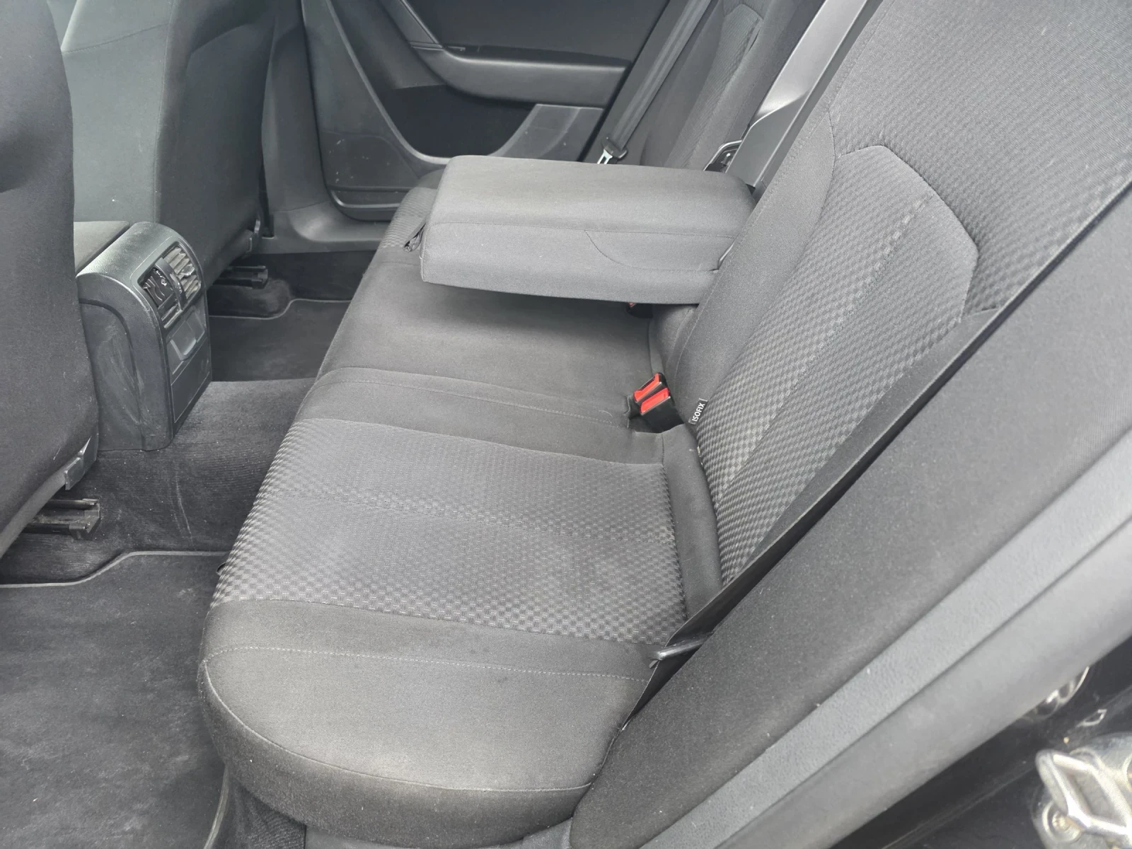 VW Passat B 7 NAVI, снимка 16 - Автомобили и джипове - 49491860