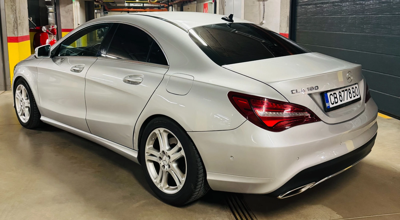 Mercedes-Benz CLA 180  - изображение 8