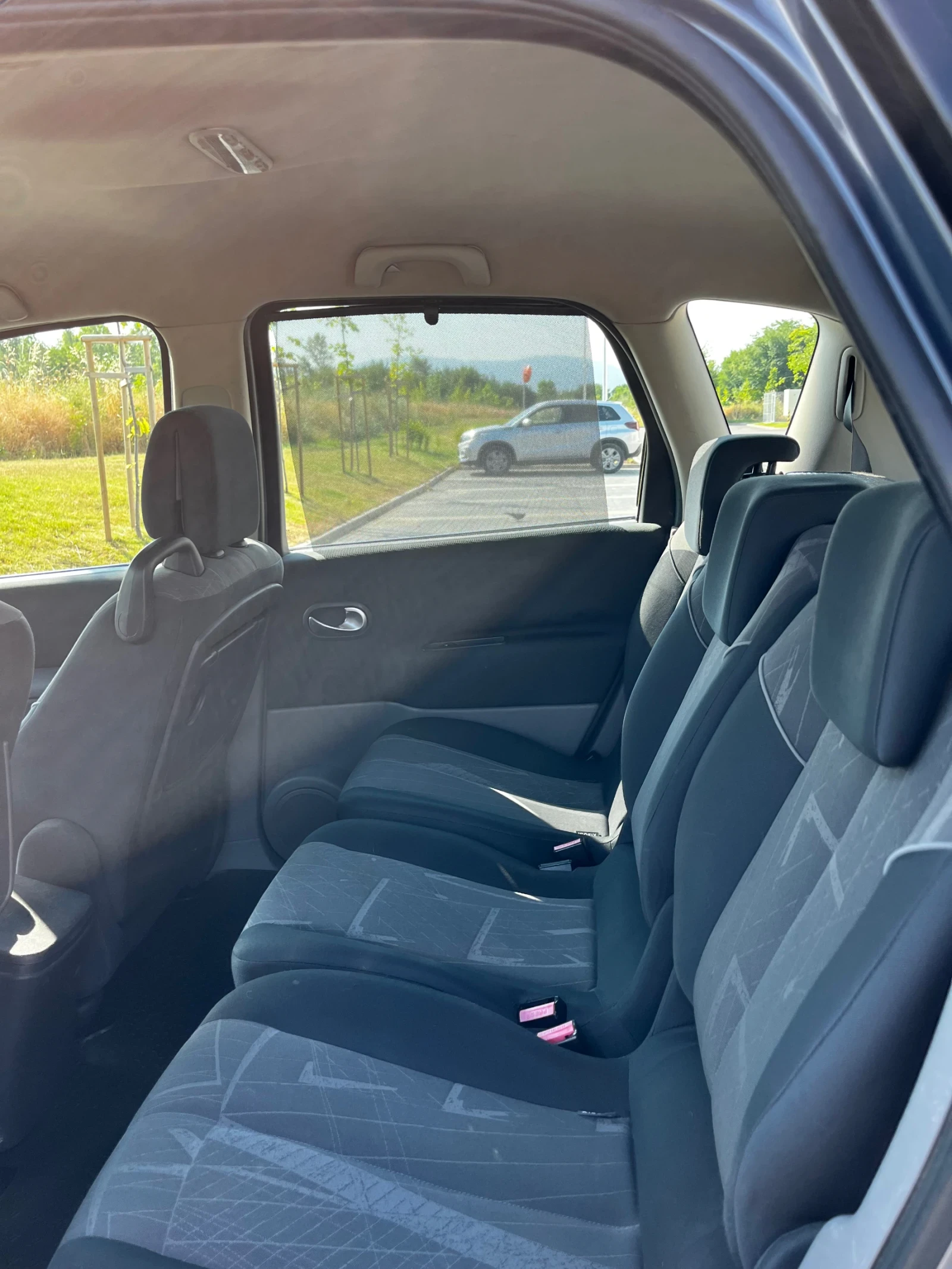 Renault Scenic с газова уредба - изображение 4
