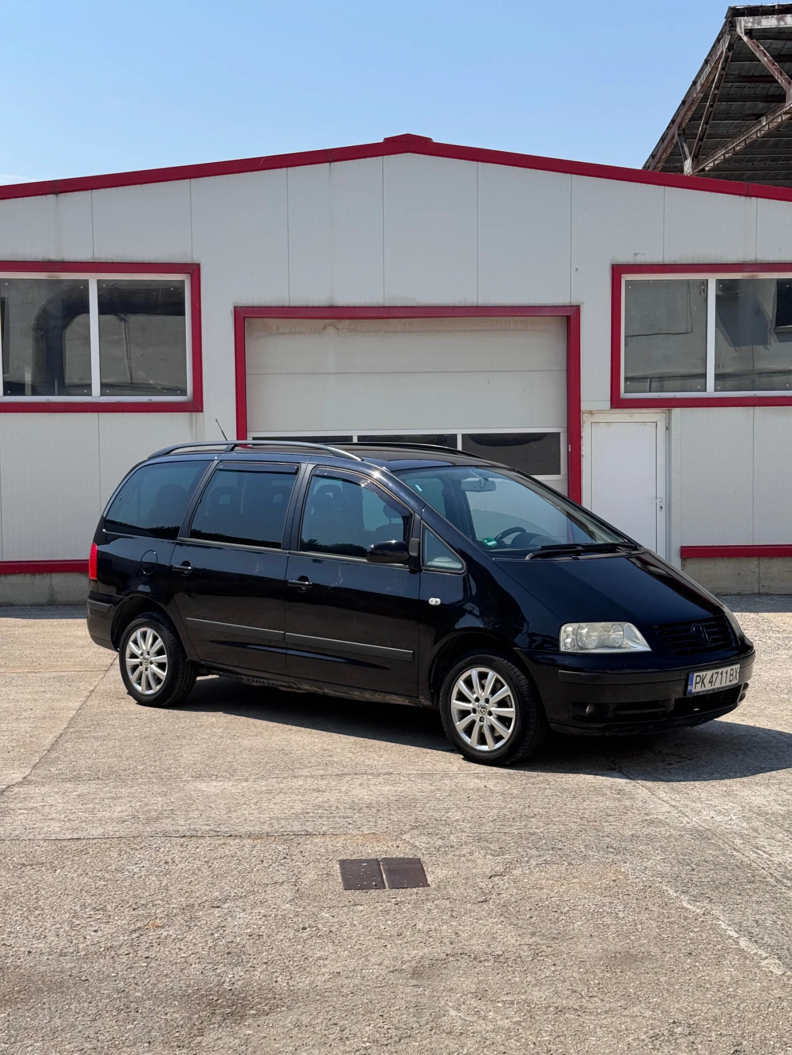 VW Sharan  - изображение 2