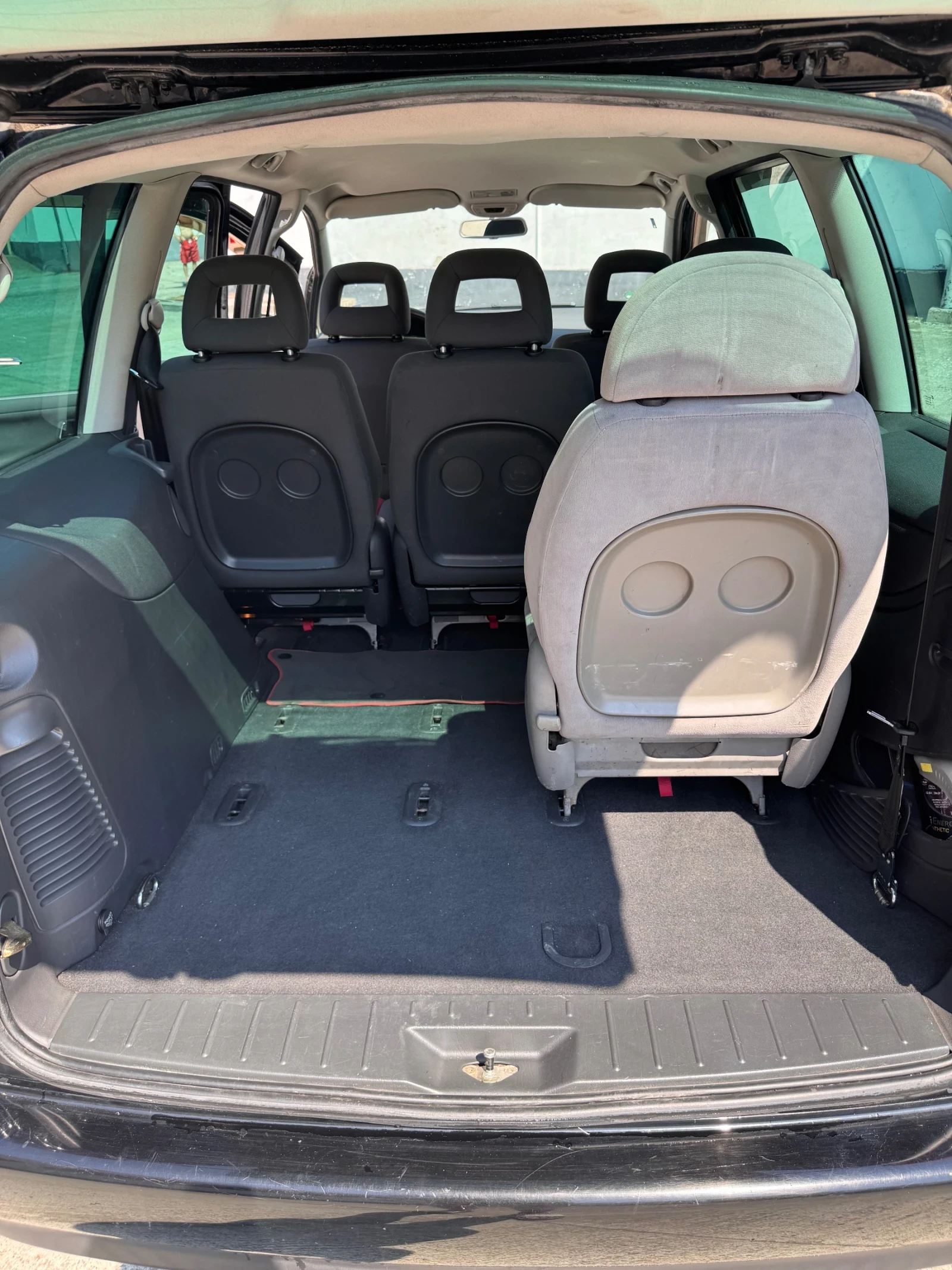VW Sharan  - изображение 9