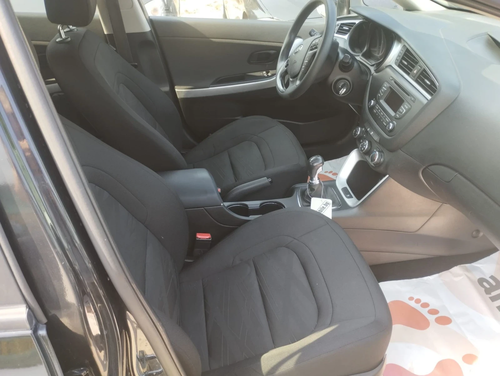 Kia Ceed 1.6 бензин  | Mobile.bg — изображение 12