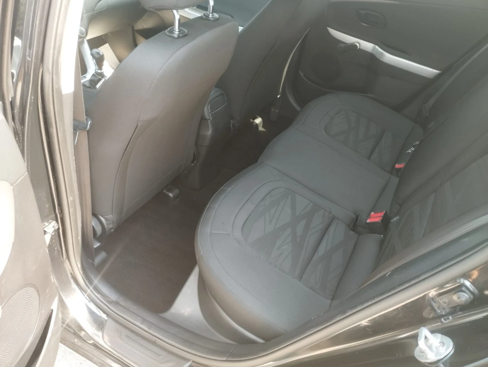 Kia Ceed 1.6 бензин  | Mobile.bg — изображение 14