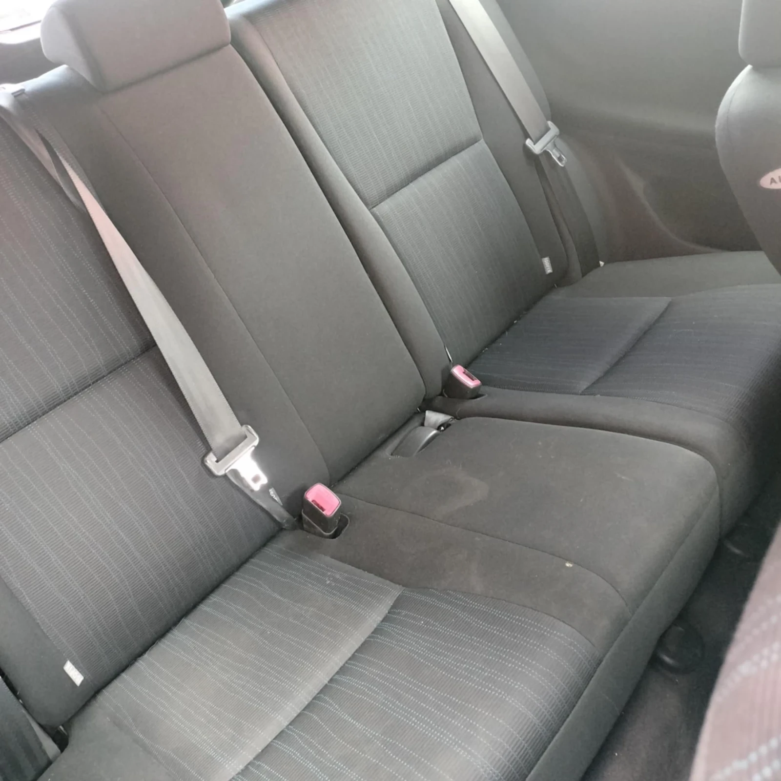 Toyota Auris  - изображение 3