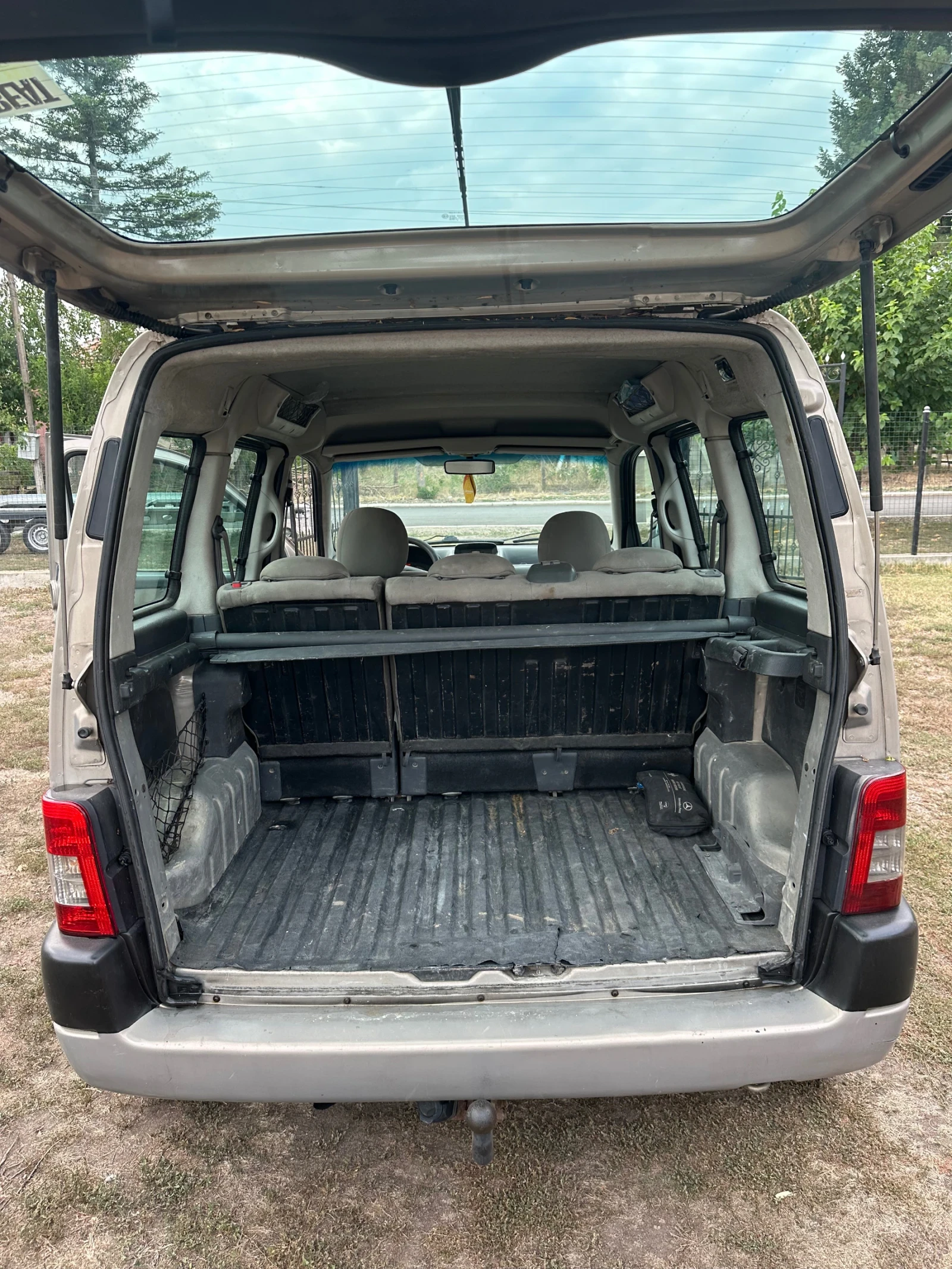 Citroen Berlingo 1.6 90кс КЛИМА - изображение 6