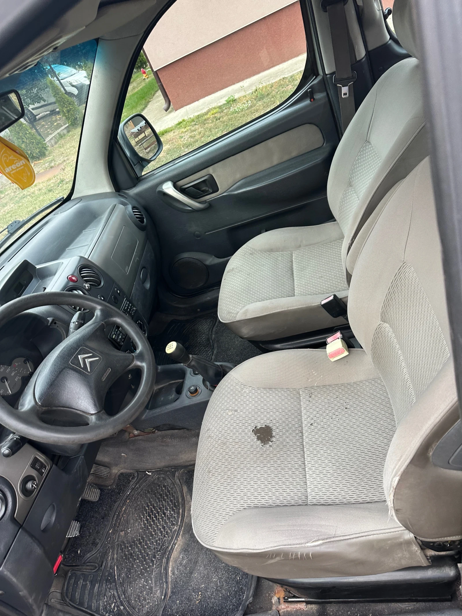 Citroen Berlingo 1.6 90кс КЛИМА - изображение 7