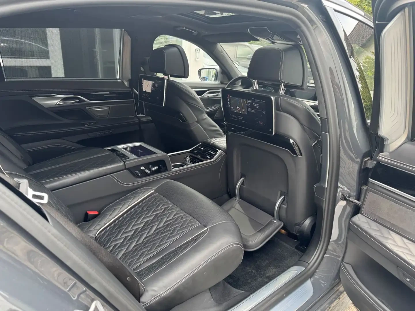 BMW 740 на части - изображение 3