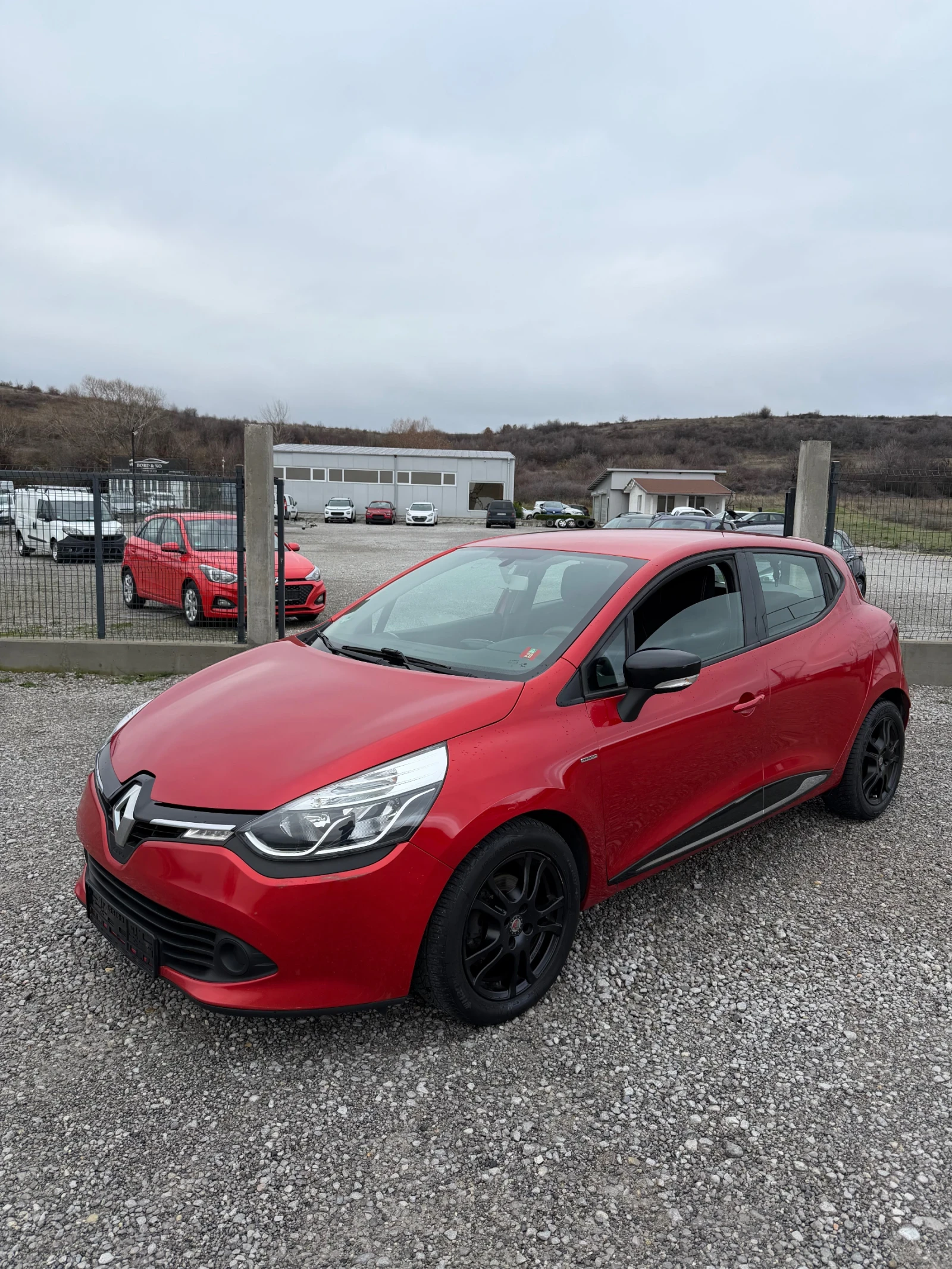 Renault Clio 1.5DCi LIMITED NAVI EURO 6 TUV COC SERVICE BOOK - изображение 2