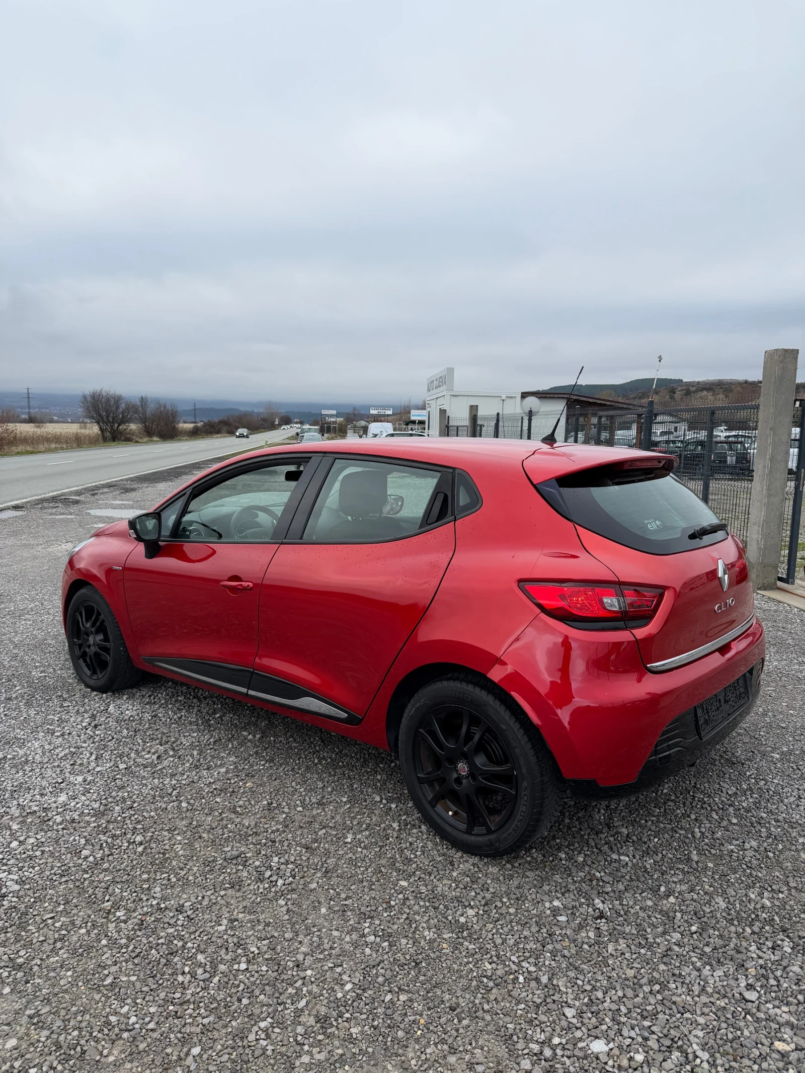 Renault Clio 1.5DCi LIMITED NAVI EURO 6 TUV COC SERVICE BOOK - изображение 8