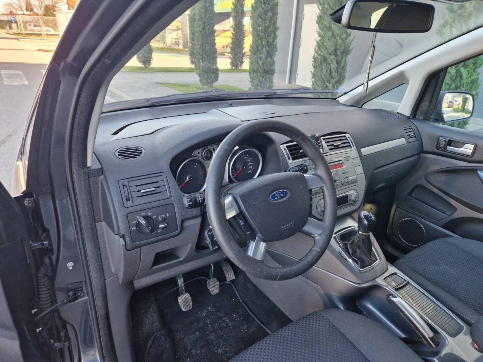 Ford C-max 1.8 / 116 ..TITANIUM | Mobile.bg   15