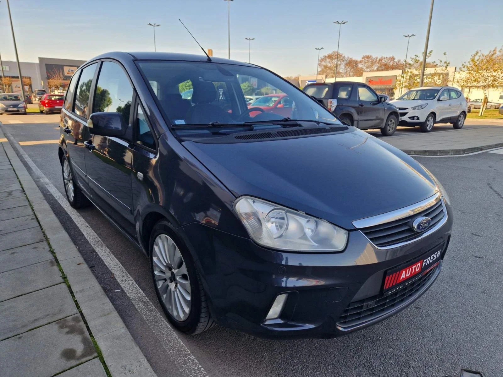 Ford C-max 1.8 / 116 ..TITANIUM | Mobile.bg   3