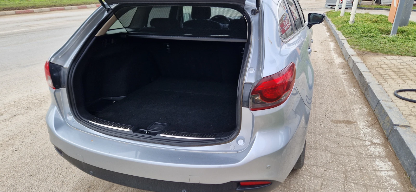 Mazda 6 AWD, снимка 13 - Автомобили и джипове - 53737855