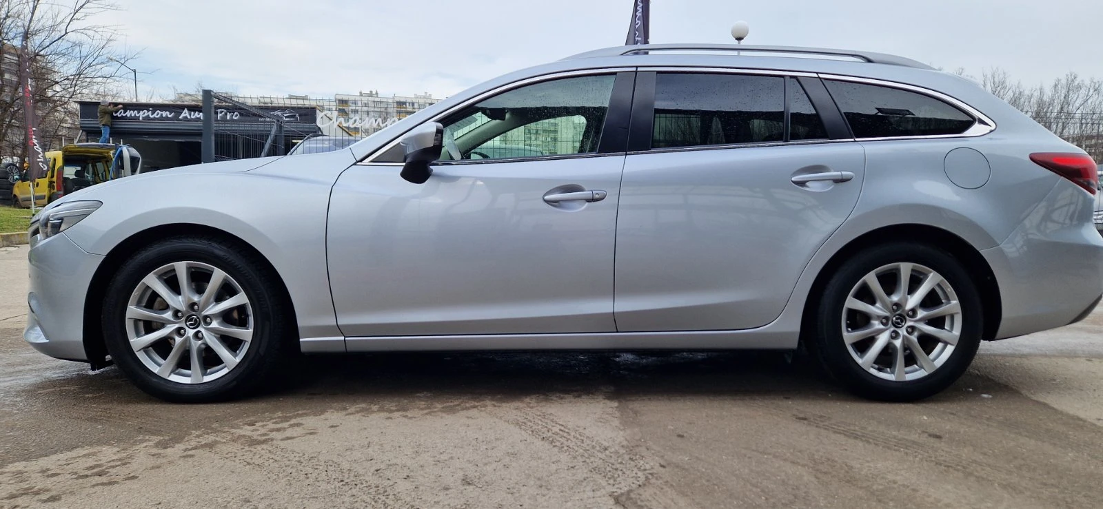 Mazda 6 AWD, снимка 10 - Автомобили и джипове - 56621084