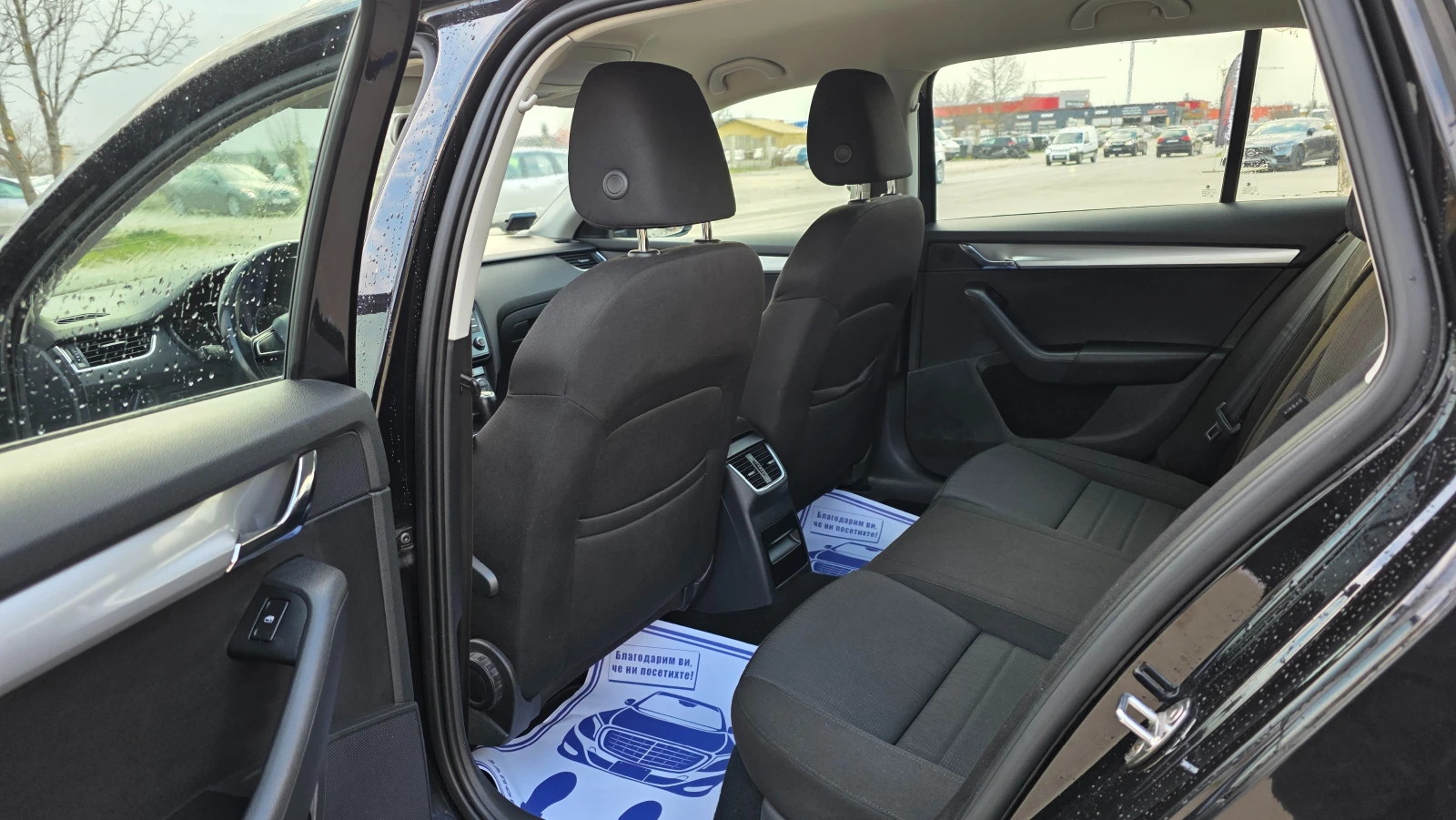 Skoda Octavia KATO ЧИСТО НОВ, снимка 7 - Автомобили и джипове - 53965934