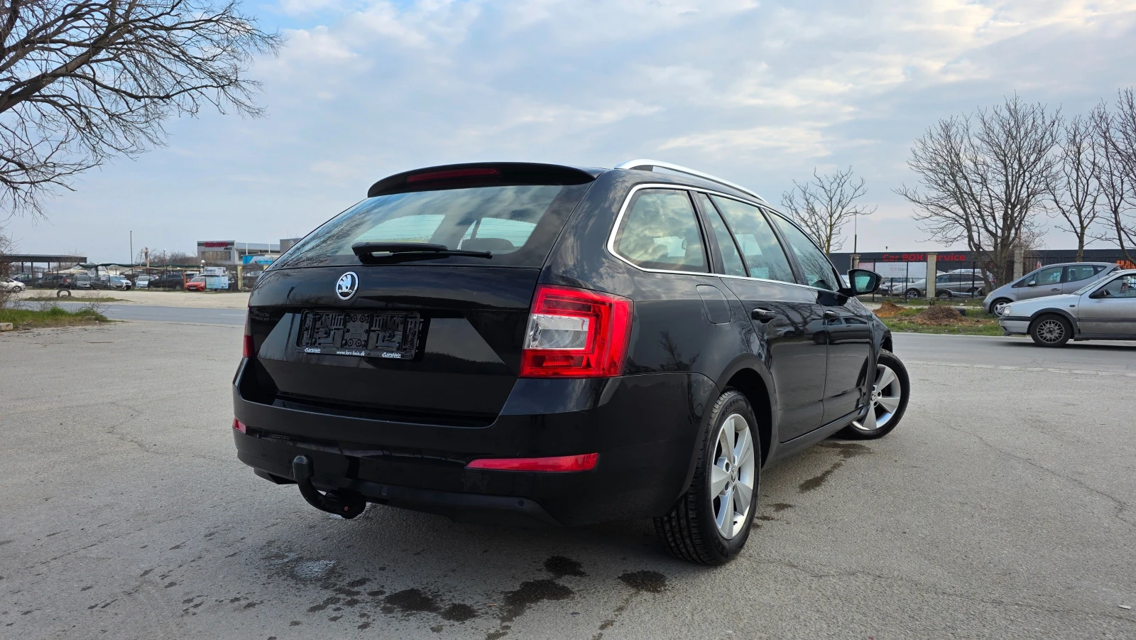 Skoda Octavia KATO ЧИСТО НОВ, снимка 4 - Автомобили и джипове - 53965934