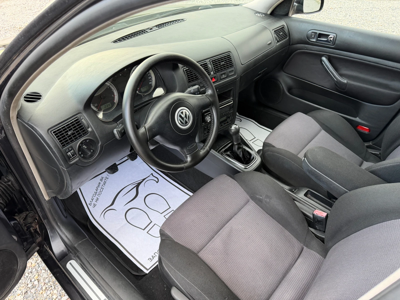 VW Golf 1.9/101кс., снимка 10 - Автомобили и джипове - 54044737