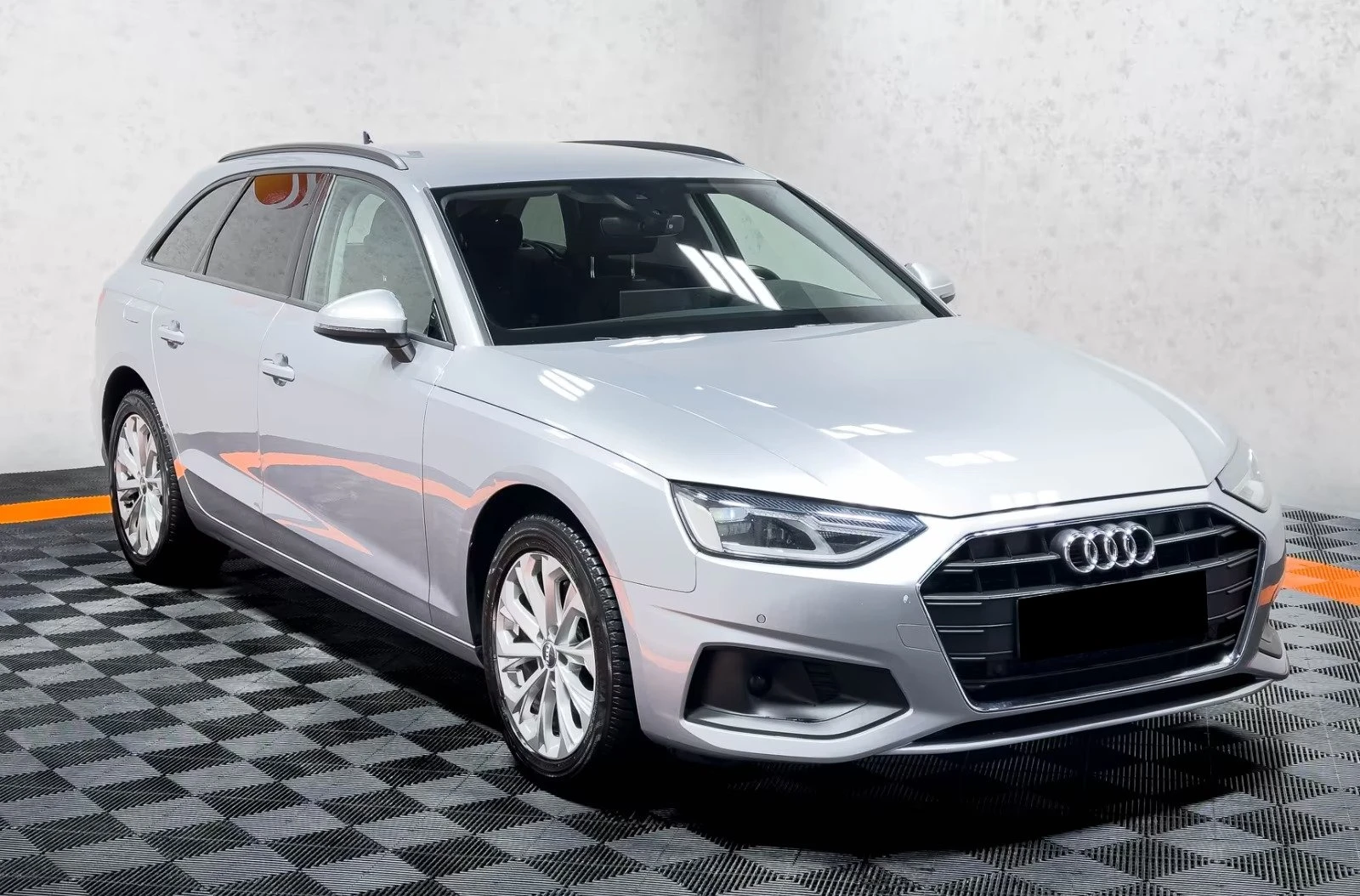 Audi A4 AVANT/2.0TDI/DIGITAL/AMBI/SPORT/LED/CAM/CARPLAY, снимка 2 - Автомобили и джипове - 54067653