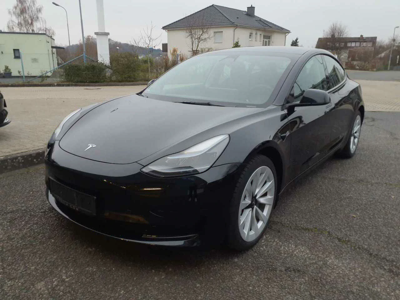 Tesla Model 3 Standard Range, снимка 4 - Автомобили и джипове - 54123308