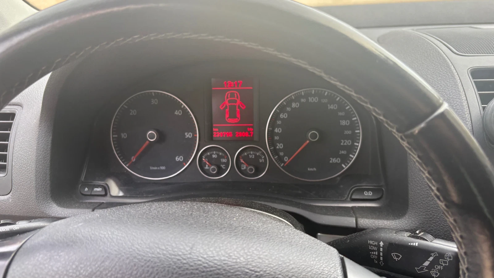 VW Golf 1.9TDI United Германия , снимка 12 - Автомобили и джипове - 54168427