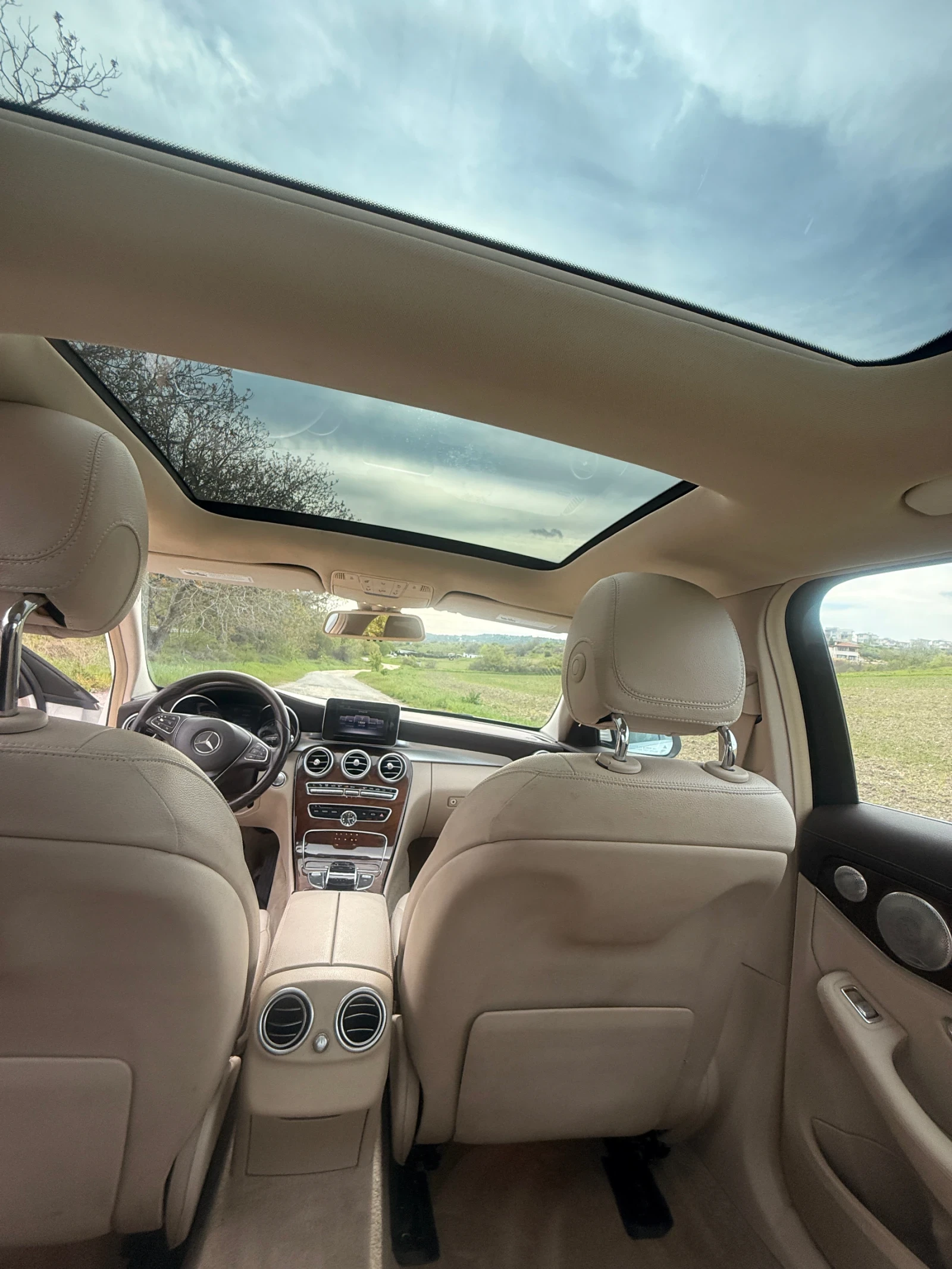 Mercedes-Benz C 300 4Matic, снимка 8 - Автомобили и джипове - 54459349