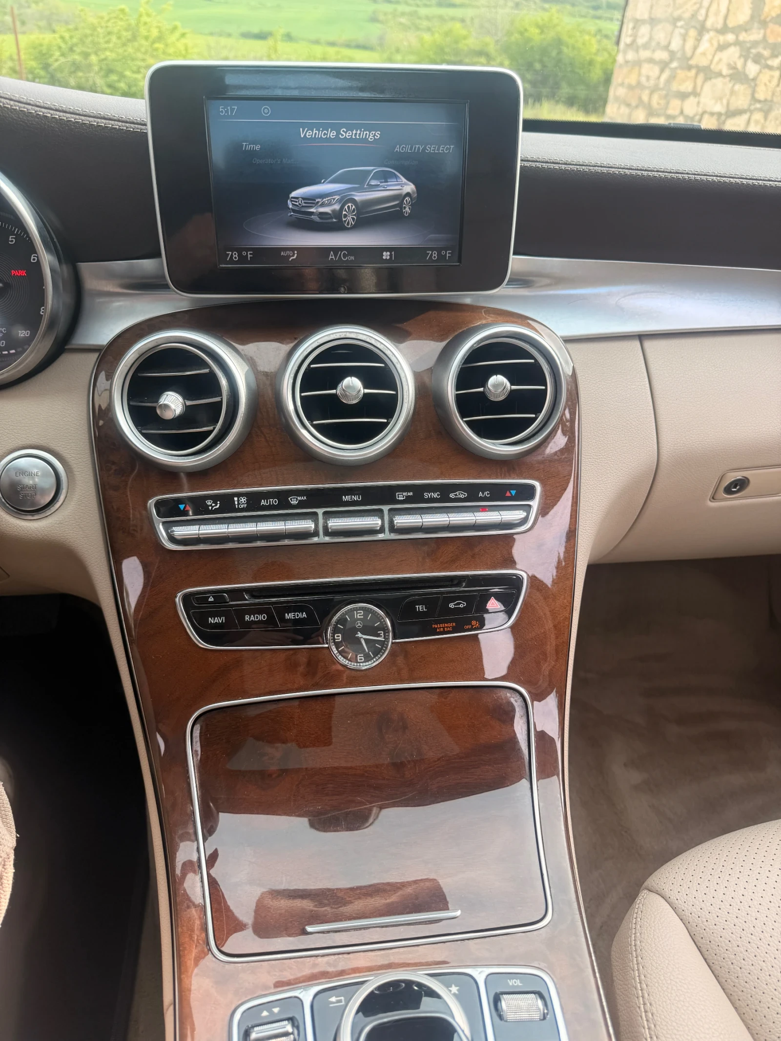 Mercedes-Benz C 300 4Matic, снимка 11 - Автомобили и джипове - 54459349