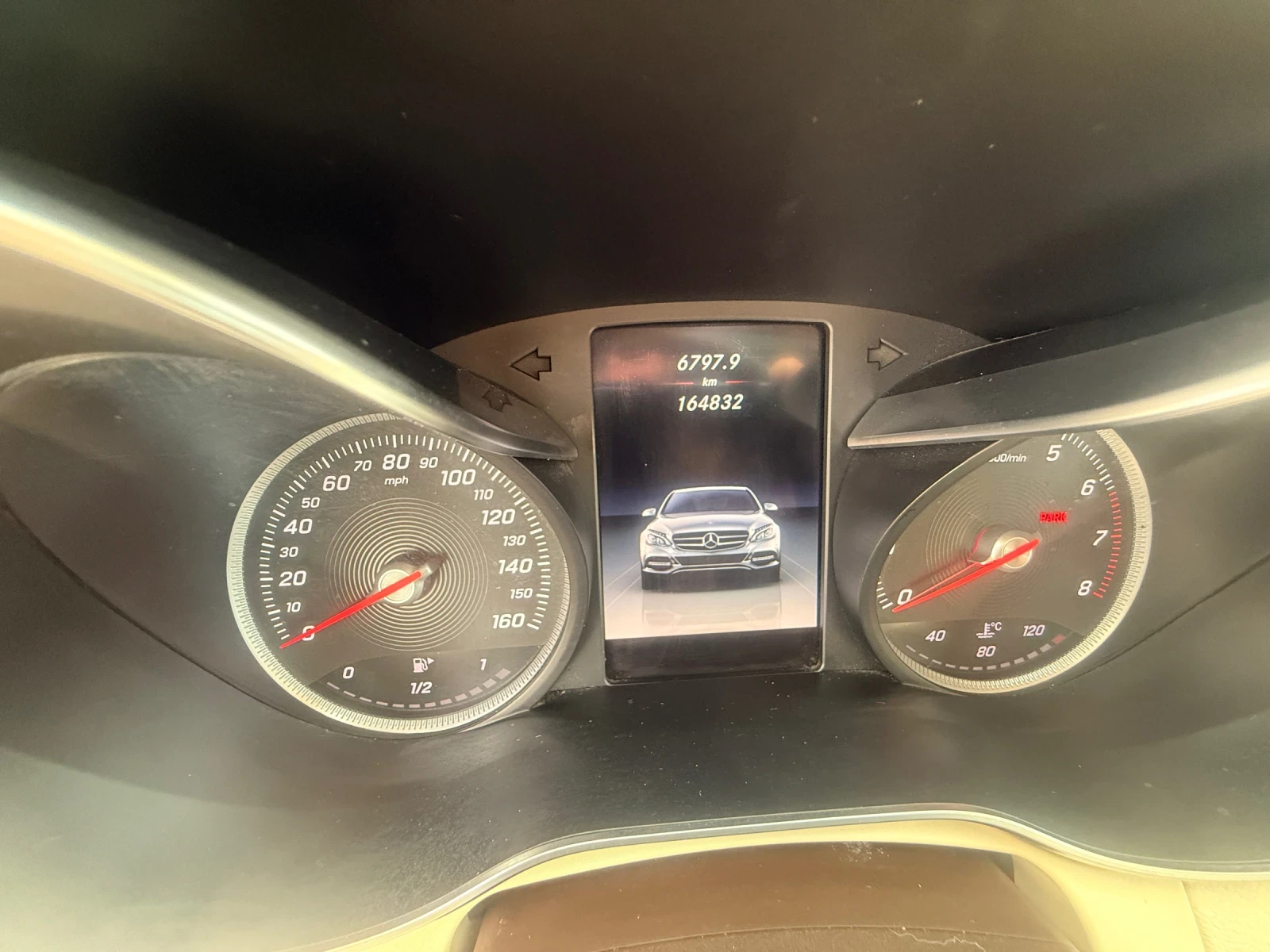 Mercedes-Benz C 300 4Matic, снимка 15 - Автомобили и джипове - 54459349