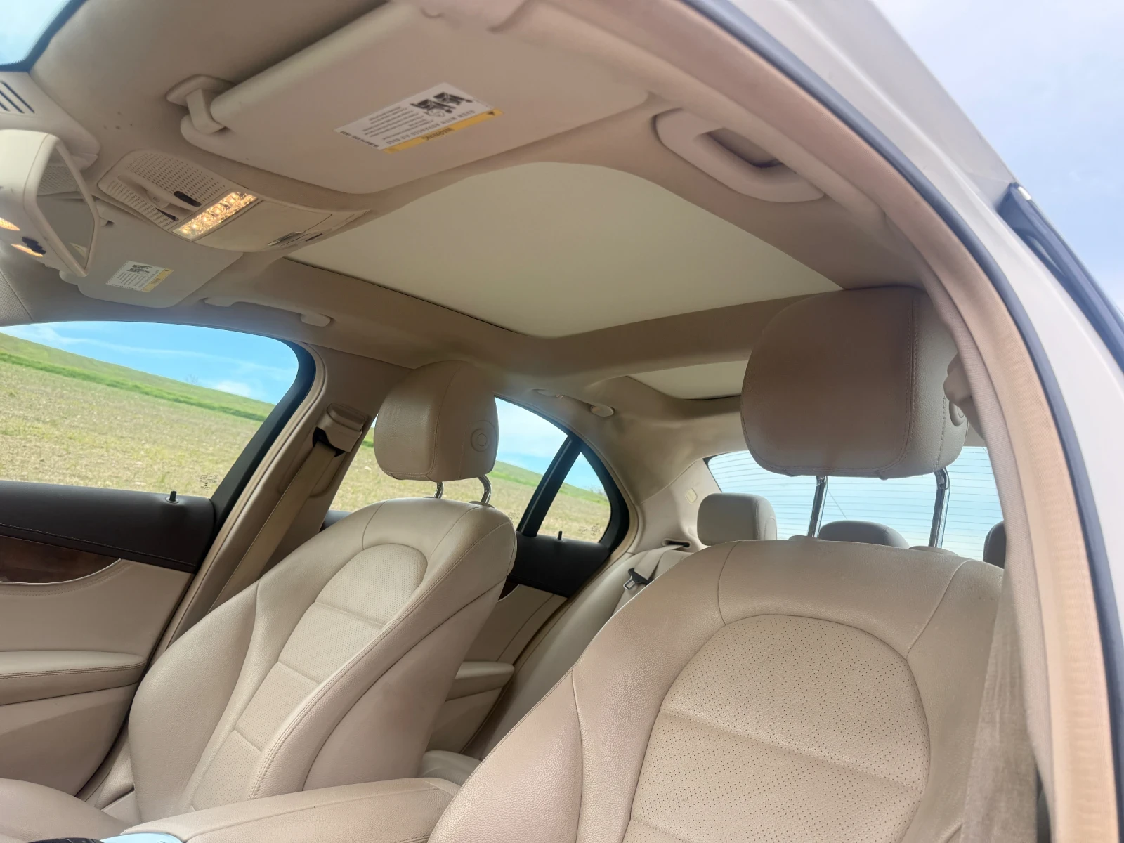 Mercedes-Benz C 300 4Matic, снимка 14 - Автомобили и джипове - 54459349